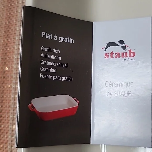 Staub Stoneware Baking Dish 1.25qt, PINK, NWT - Picture 5 of 7